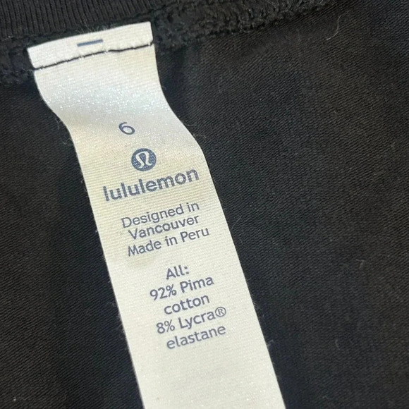 Lululemon Black V Neck Split Side Front Sleeveless Muscle Tank Size 6 - Picture 2 of 6